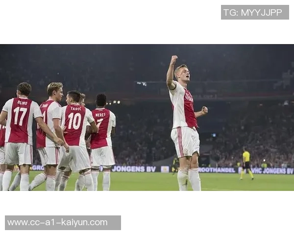 欧冠小组赛焦点对决本菲卡与阿贾克斯谁能打破0分尴尬局面