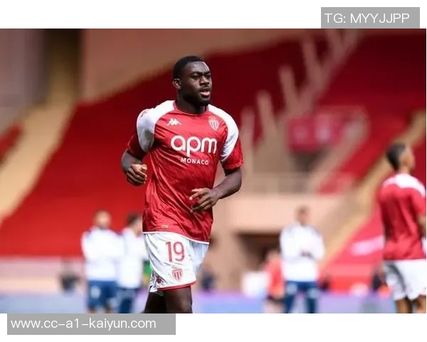 费内巴切对米兰中场福法纳表示兴趣尚未展开正式谈判