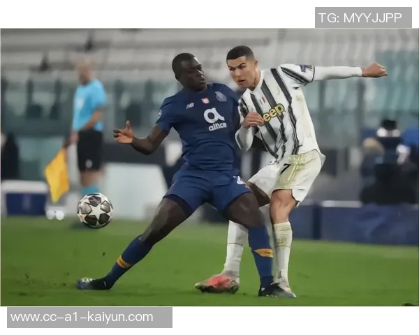 克洛普帽子上的缩写揭示球队精神:强度是我们的标志 克洛普帽子上的缩写揭示球队精神:强度是我们的标志